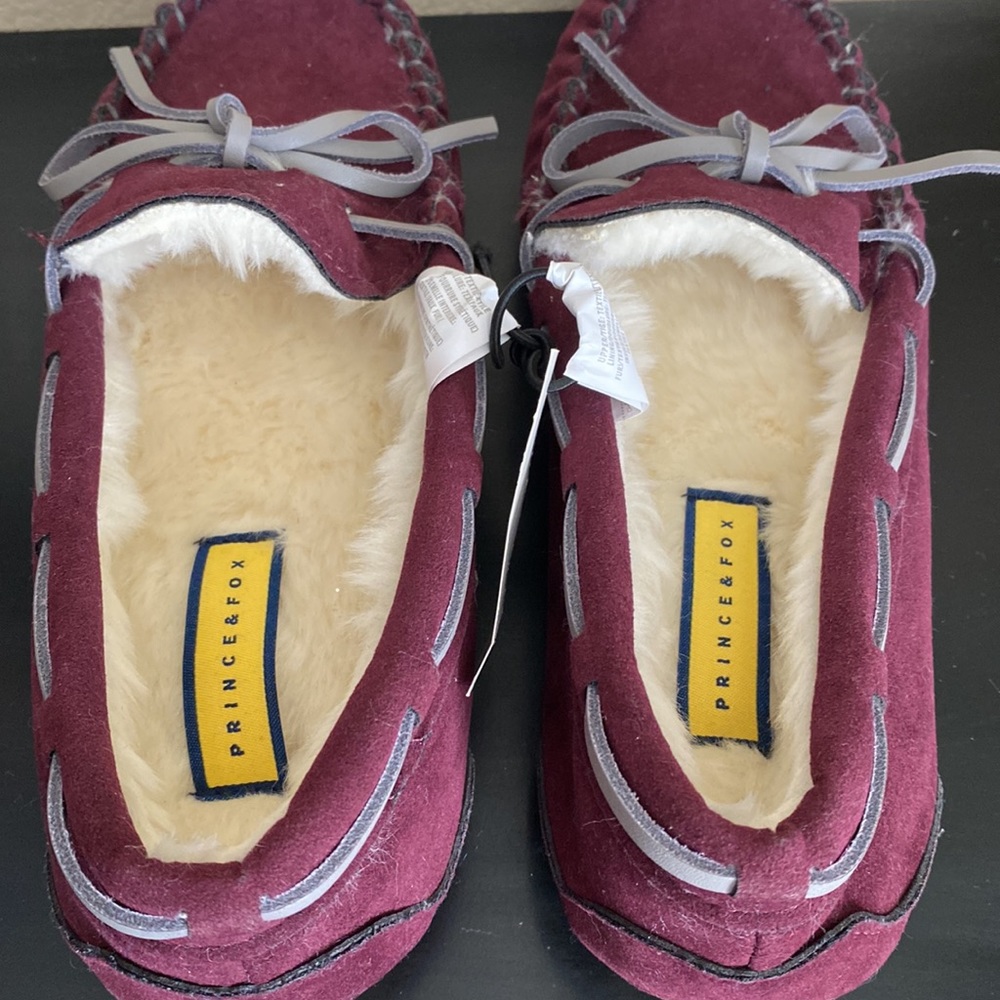 Prince & Fox Fur Lined Shoes, Size US 6W, Maroon, New with Tag - Picture 9 of 9